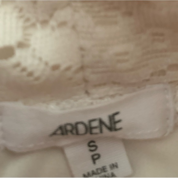 Lace skirt - Picture 4 of 4